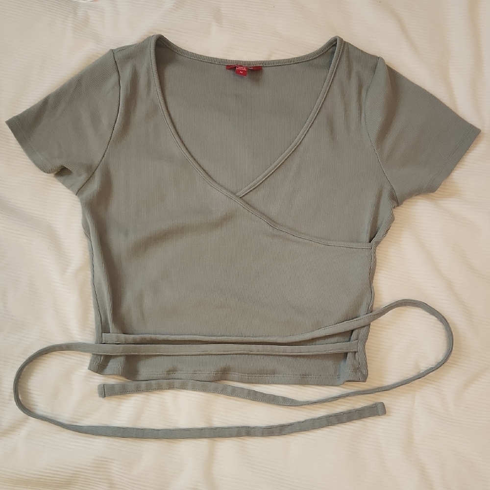 Guess Women's V-Neck Wrap Crop Top